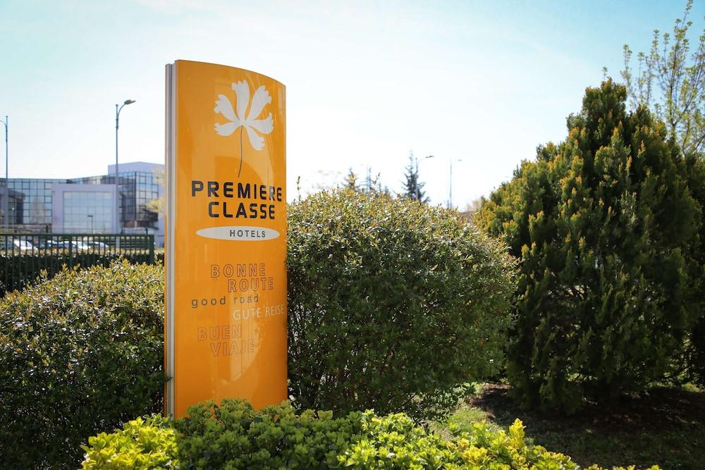 Premiere Classe Toulouse Ouest -Blagnac Aeroport Exterior photo