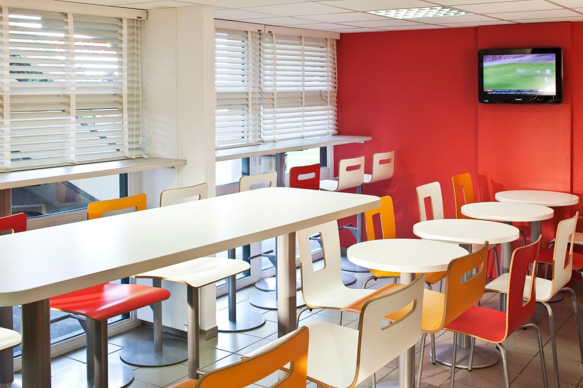 Premiere Classe Toulouse Ouest -Blagnac Aeroport Exterior photo